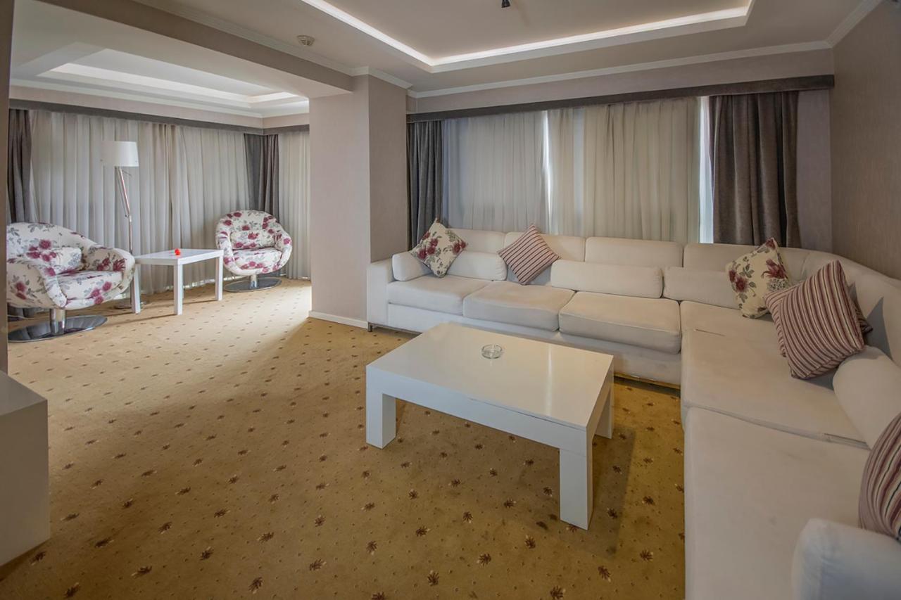 Nk Hotel Esmirna Exterior foto