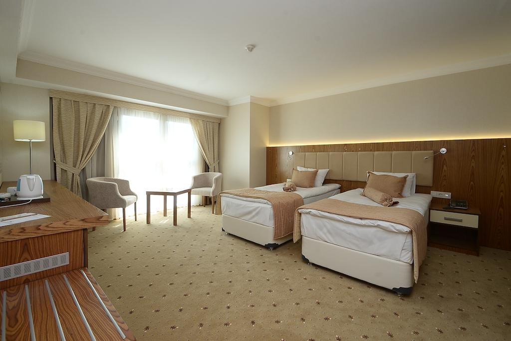 Nk Hotel Esmirna Quarto foto